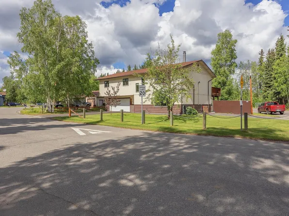 4508 Dartmouth Dr, Fairbanks, AK 99709