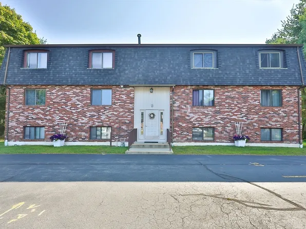 109 Maple St #D6, Attleboro, MA 02703