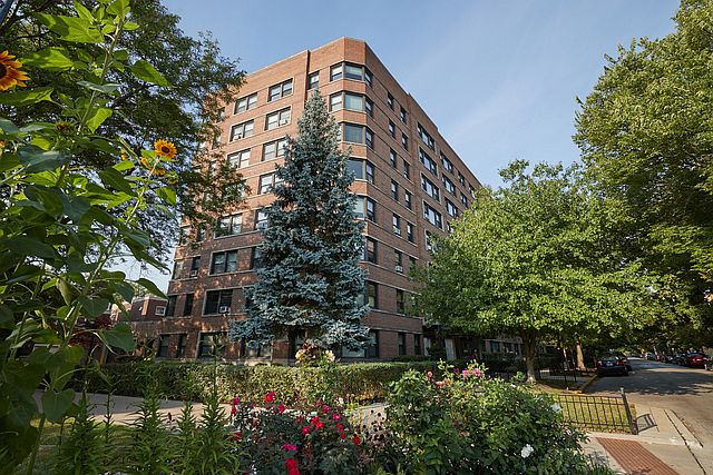 1st image of 4880 N Marine Dr APT 809