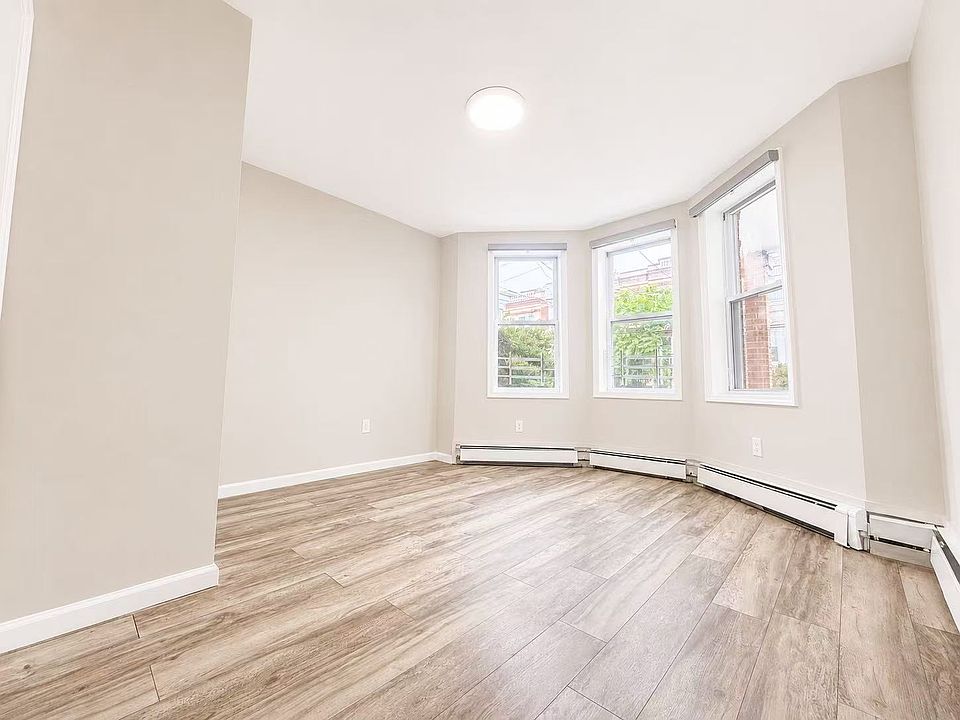 1st image of 50 65th St Floor 1