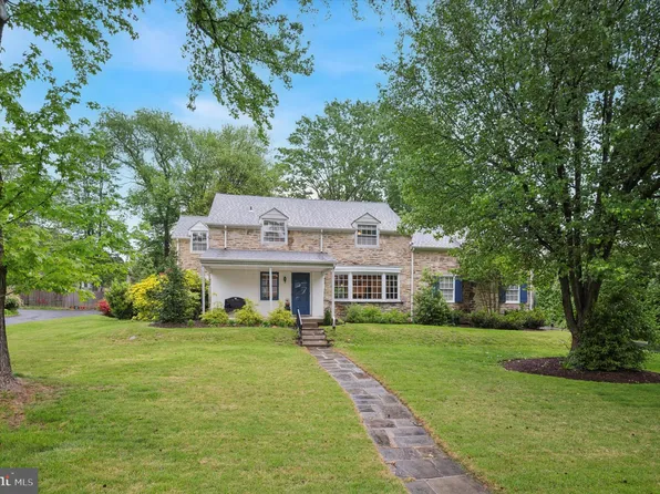 1205 Red Rambler Rd, Jenkintown, PA 19046