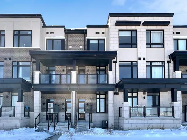 2550 Castlegate Cross, Pickering, ON