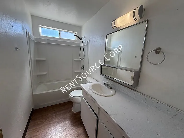 38616 Larkin Ave #4 — Photo 7