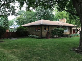 203 S Sugar Grove Pkwy, Sugar Grove, IL 60554