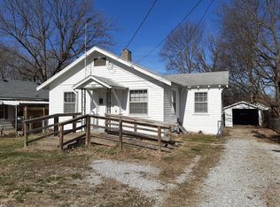 829 W Woodlawn St, Springfield, MO 65803