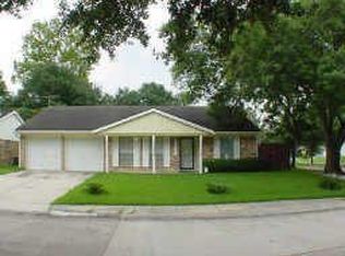 11739 N Ridgewood Cir, Houston, TX 77071