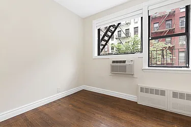 Rented by Cooper & Cooper Real Estate