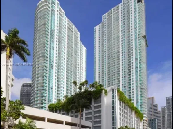 950 Brickell Bay Dr, Miami, FL
