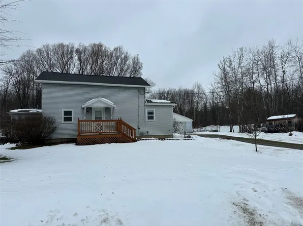 8396 Mill St, Girard, PA 16417