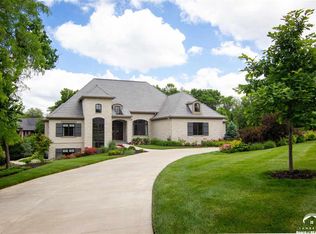 3633 Buck Brush Ct, Lawrence, KS 66049