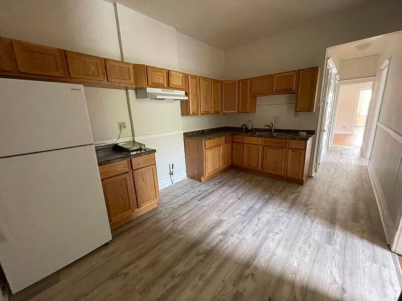 4424 W Armitage Ave #2W