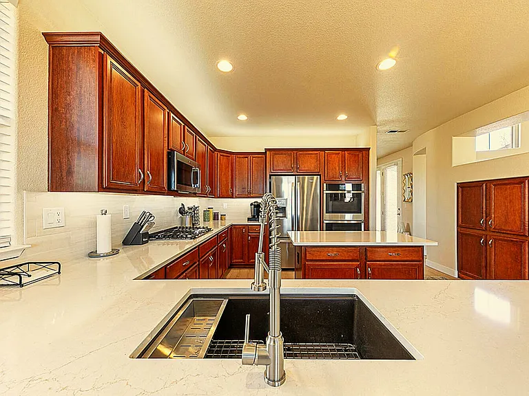 3310 Ten Mile Dr — Photo 13