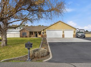 8603 Whipple Ave, Pasco, WA 99301