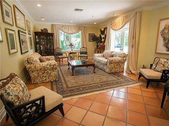5th image of 5800 Jasmine Ln