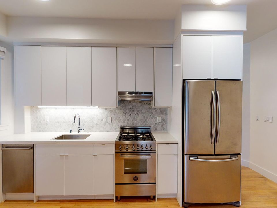 1st image of 533 Clayton St #537A