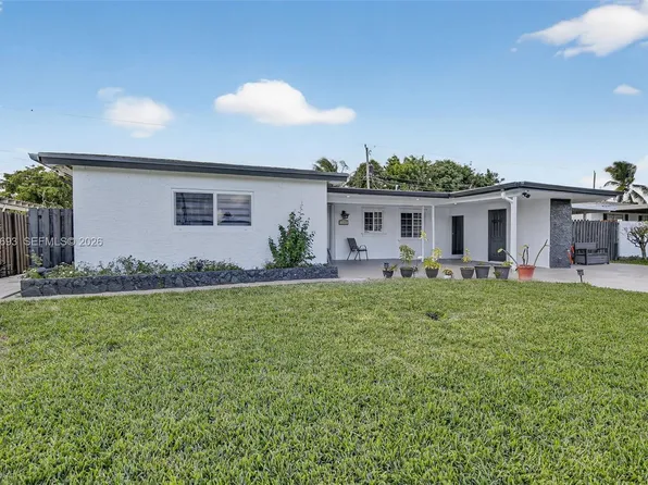 730 N 72nd Way, Hollywood, FL 33024