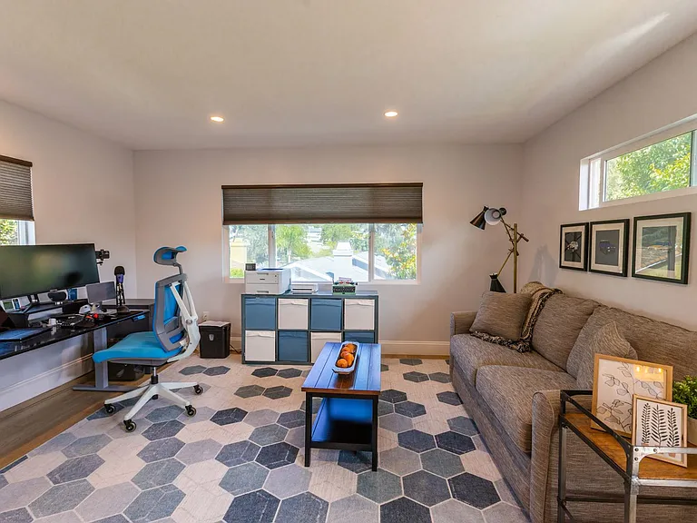 10830 Red Fern Cir — Photo 21