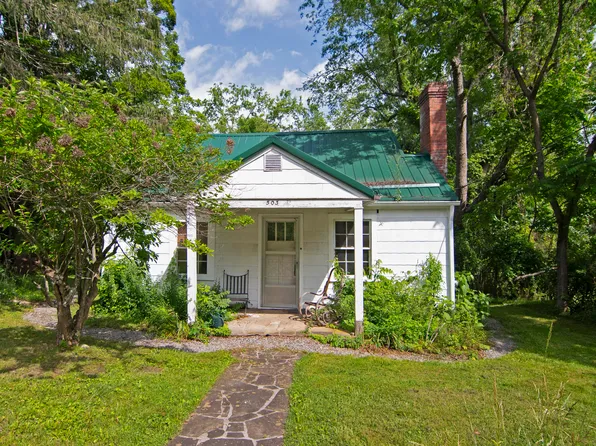 296 Frazier St, Lewisburg, WV 24901