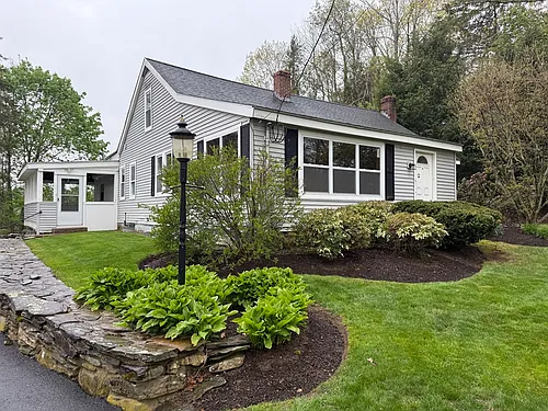 84 Emerald Rd #1 Photo 1