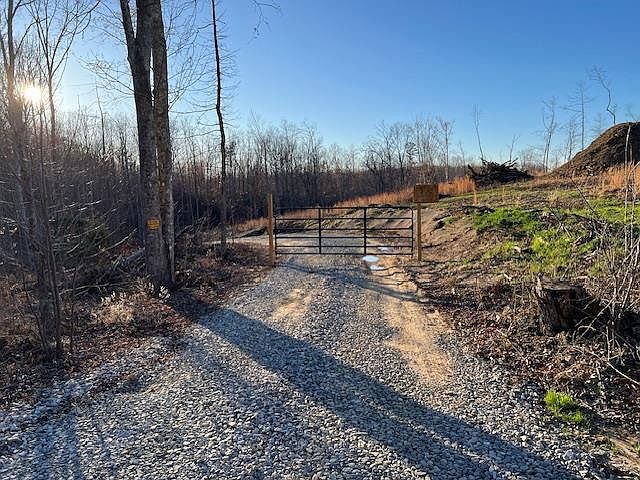 1st image of 1023 Flat Rock Rd