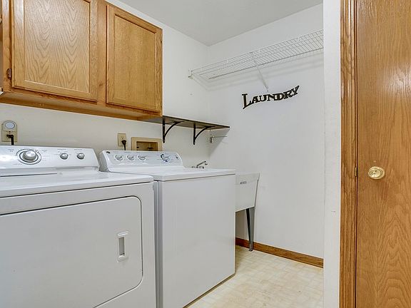 5th image of 6075 Carriage Green Way #5A