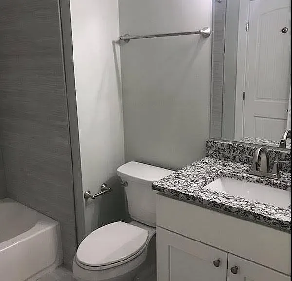 2315 Park Ave #2L — Photo 9