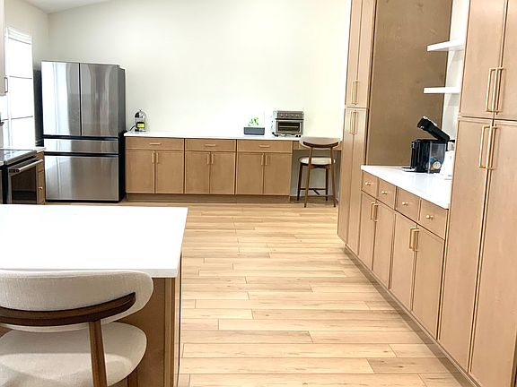 Spacious kitchen.