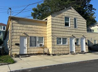 21 Amity St #3, New London, CT 06320