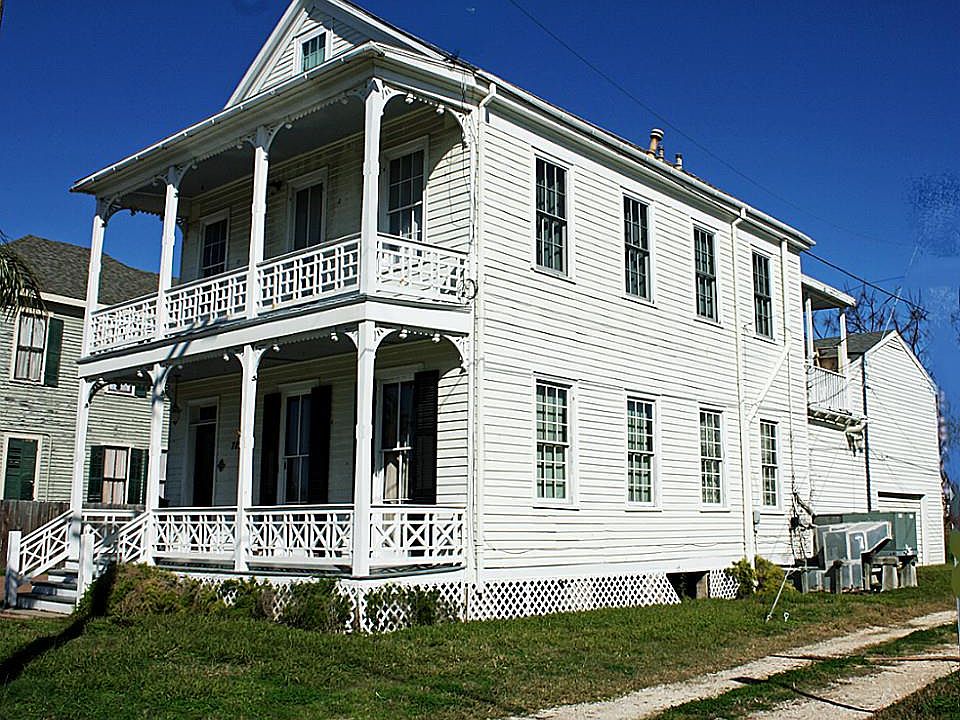 1st image of 712 10th St
