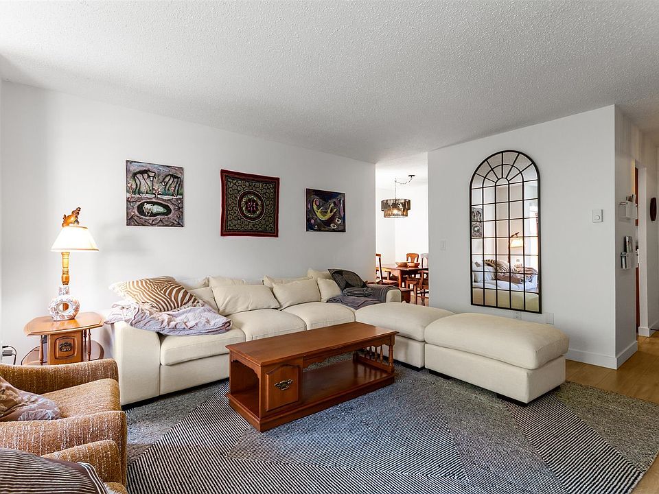 1st image of 2240 Wall St #204