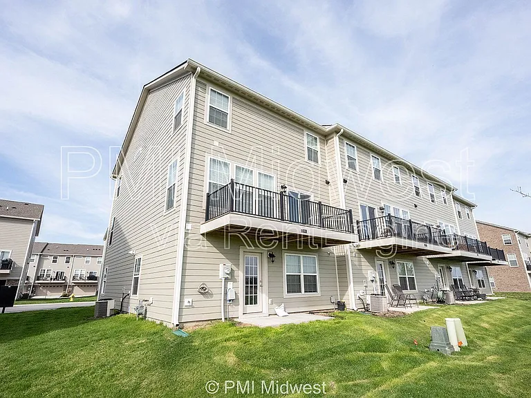 7278 Zanesville Rd — Photo 46