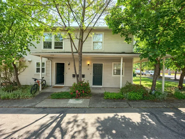 132 Van Ness Ave, Ashland, OR 97520
