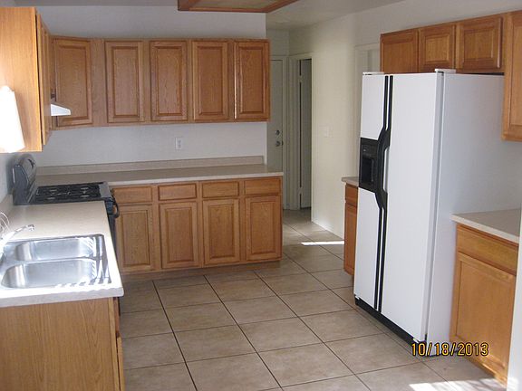 2nd image of 7113 Honeysuckle Ct