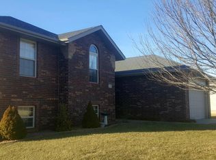 1417 S Solaira St, Ozark, MO 65721