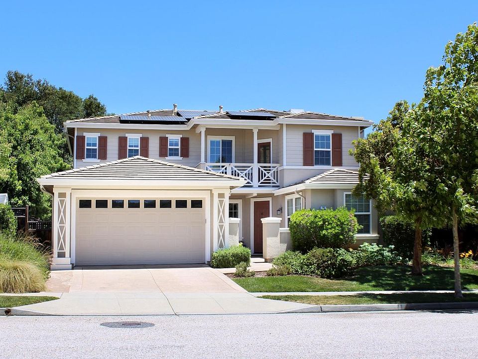 1st image of 34 Deerfield Dr