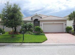 13045 Silver Thorn Loop, North Fort Myers, FL 33903
