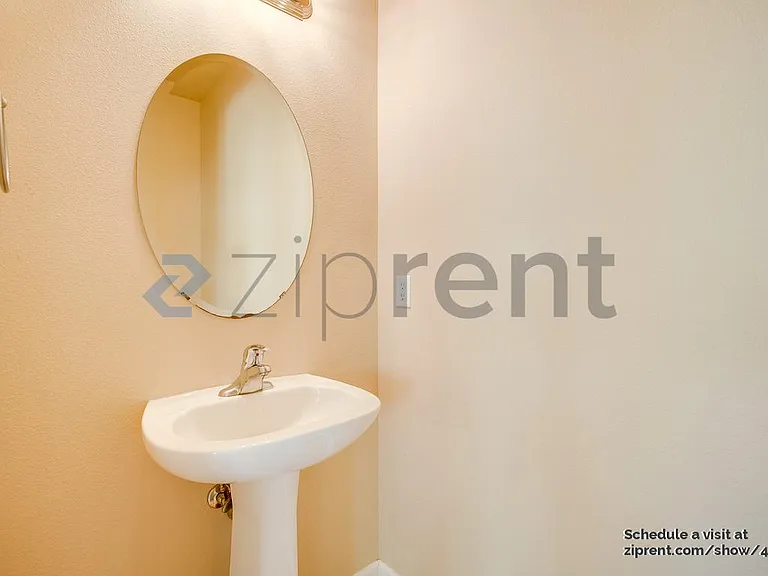 2344 Pleasanton Ct SE — Photo 13