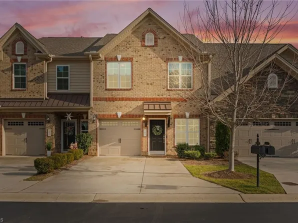 205 Zurich Ct, Winston Salem, NC 27127