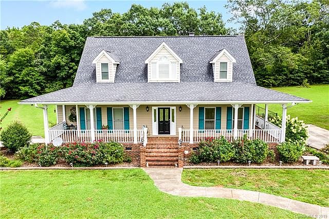1st image of 116 Blueberry Hill Dr