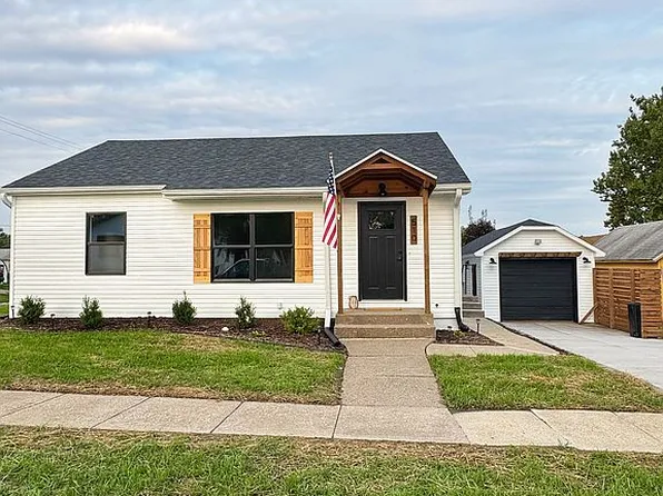 510 Walnut St, Wilton, IA 52778