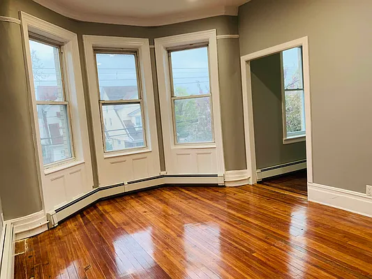 Rented by Keystone Realty USA Corp | media 15