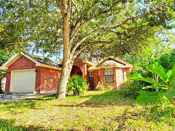 3rd image of 2509 Beaumont Ave