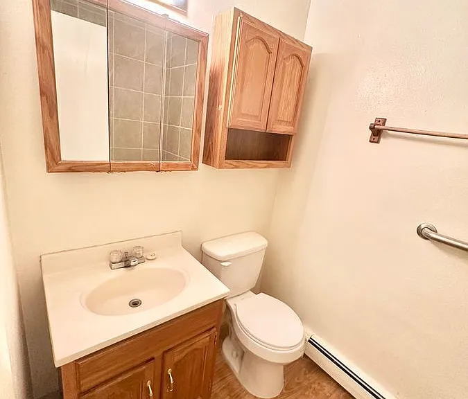 312 W Alabama Ave — Photo 17