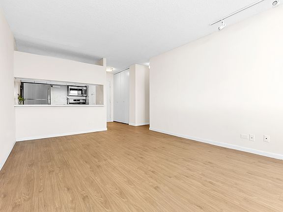 2nd image of 62-54 97th Pl #8B