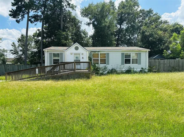 190 Carmen Blvd, Conroe, TX 77306