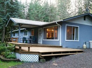 210 Diamond Dr, Castle Rock, WA 98611