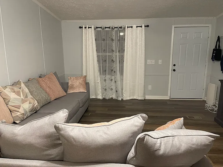 2926 Wallace Rd — Photo 16