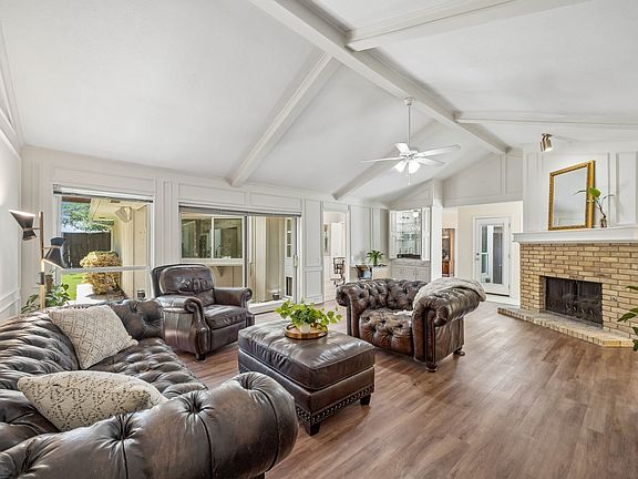 5th image of 6038 Blue Mist Ln