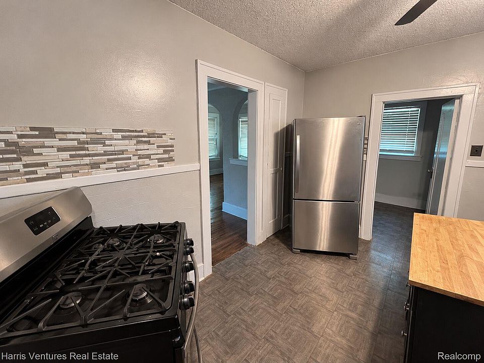 3480 Courville St, photo 15