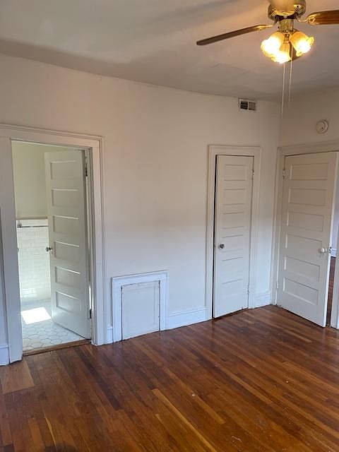 1st image of 1124 W Grace St #19